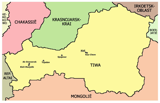 Politische Karte der Tschechischen Republik, die ihre Provinzen und Hauptstädte zeigt, mit zusätzlichem Text über Bevölkerung, Städte und geografische Merkmale.
