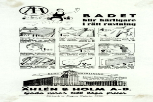 Anzeige für einen Bikini mit einer Frau in einem weißen Badeanzug mit blauen und weißen Streifen, die Haare zu einem Pferdeschwanz gebunden, direkt in die Kamera schauend, umgeben von Bildern von Menschen, modernen Hochhäusern und fetter Schrift.