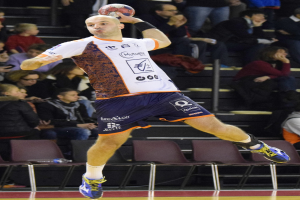Fuchs-Nationalspieler Lichtlein undergoes eine Fu\303\266-Operation