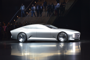 Mercedes-Benz kündigt neue digitale Services für 2017 an